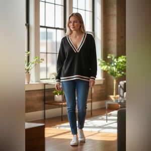 Aritizia Golden By TNA Varsity Sweater